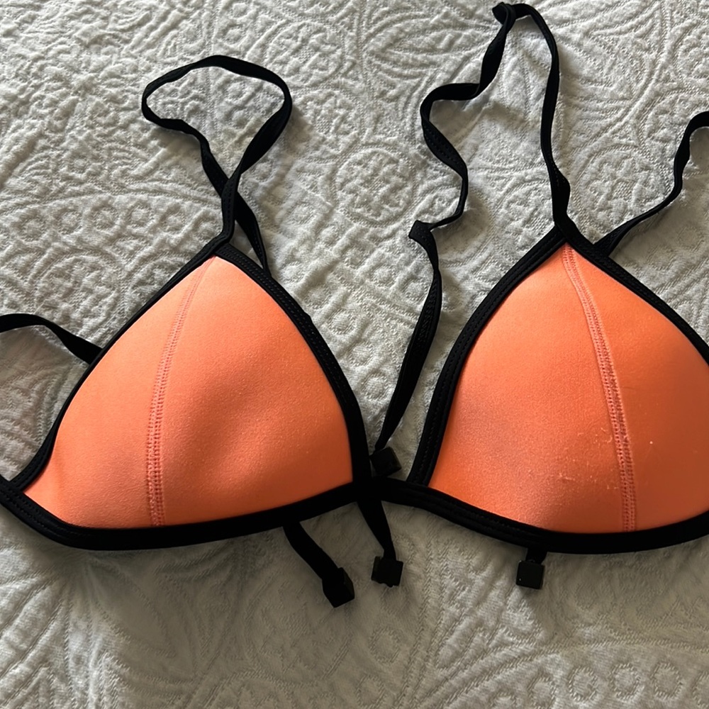 Triangl Neoprene String Bikini Top Size L